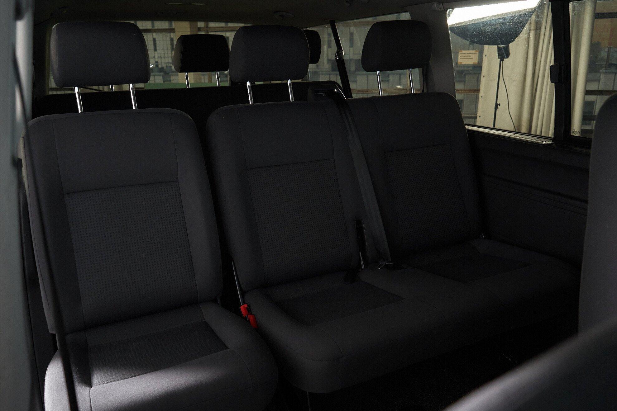 Volkswagen Caravelle 2008, черный