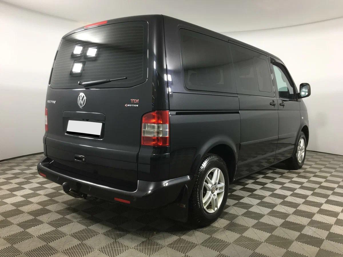 Volkswagen Multivan 2009, черный