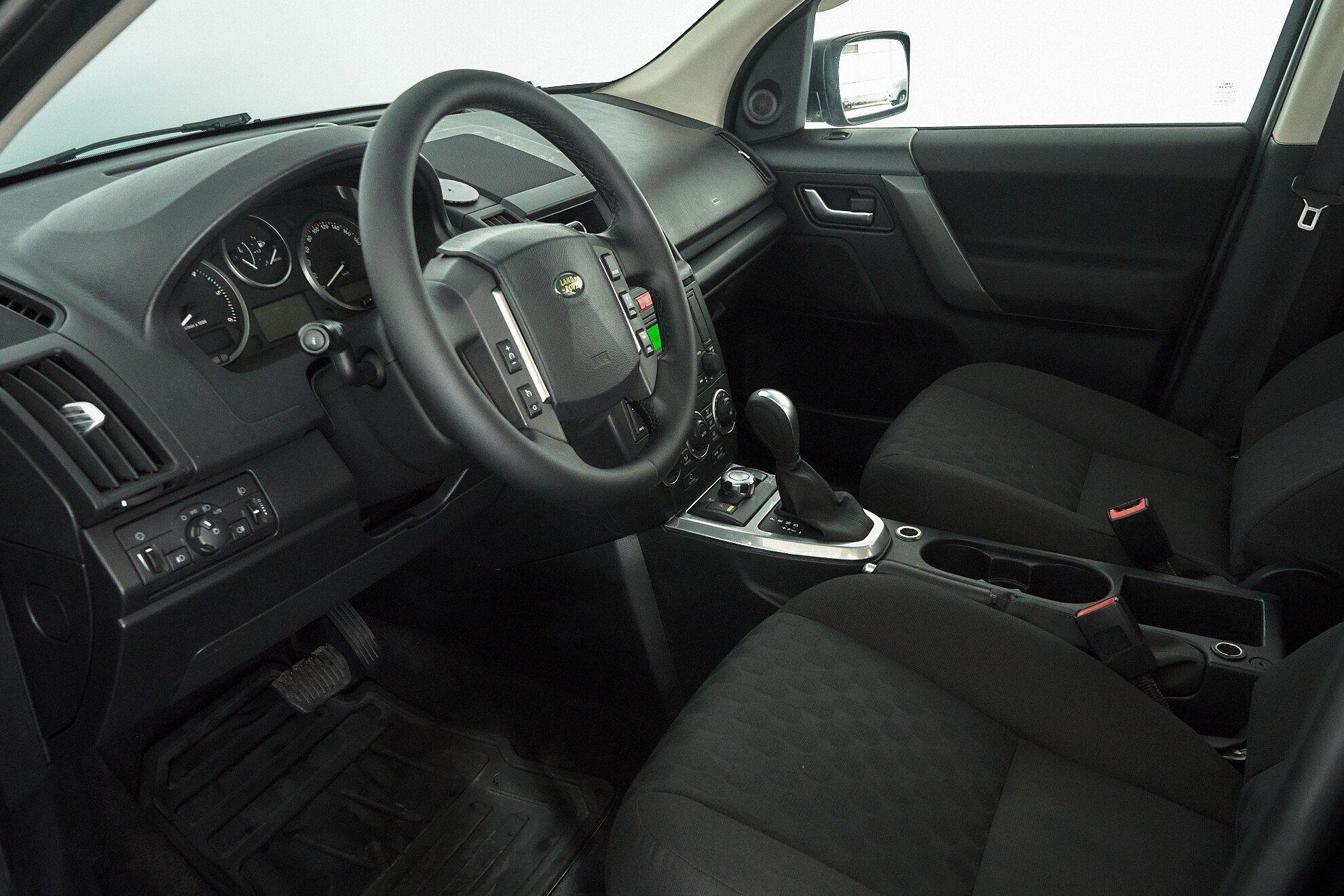 Land Rover Freelander 2009, черный