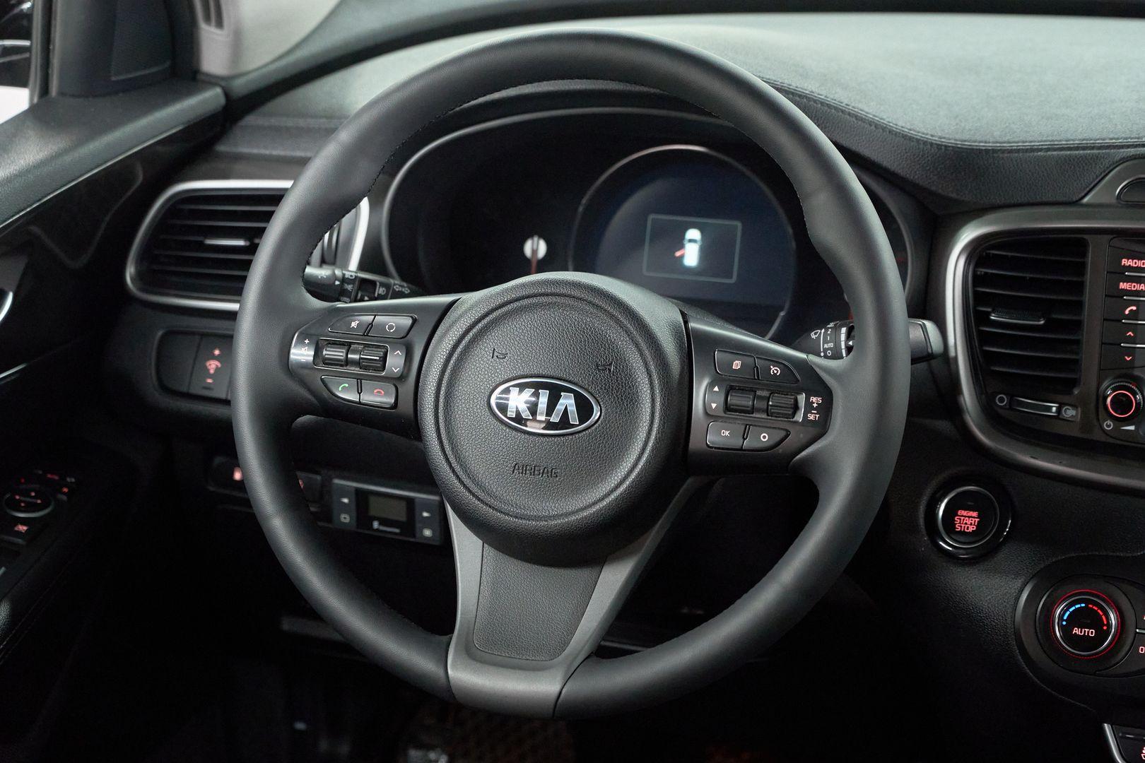 Kia Sorento 2016, серый