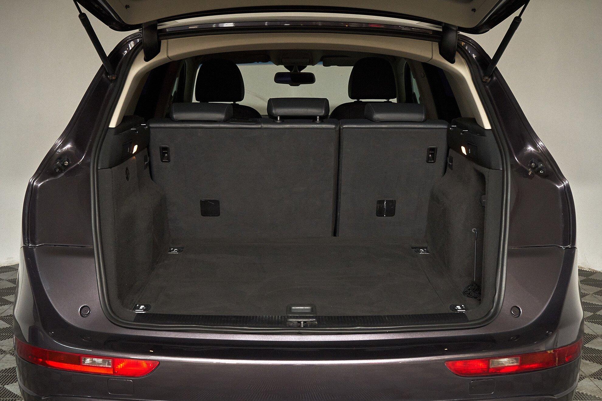 Audi Q5 2008, серый