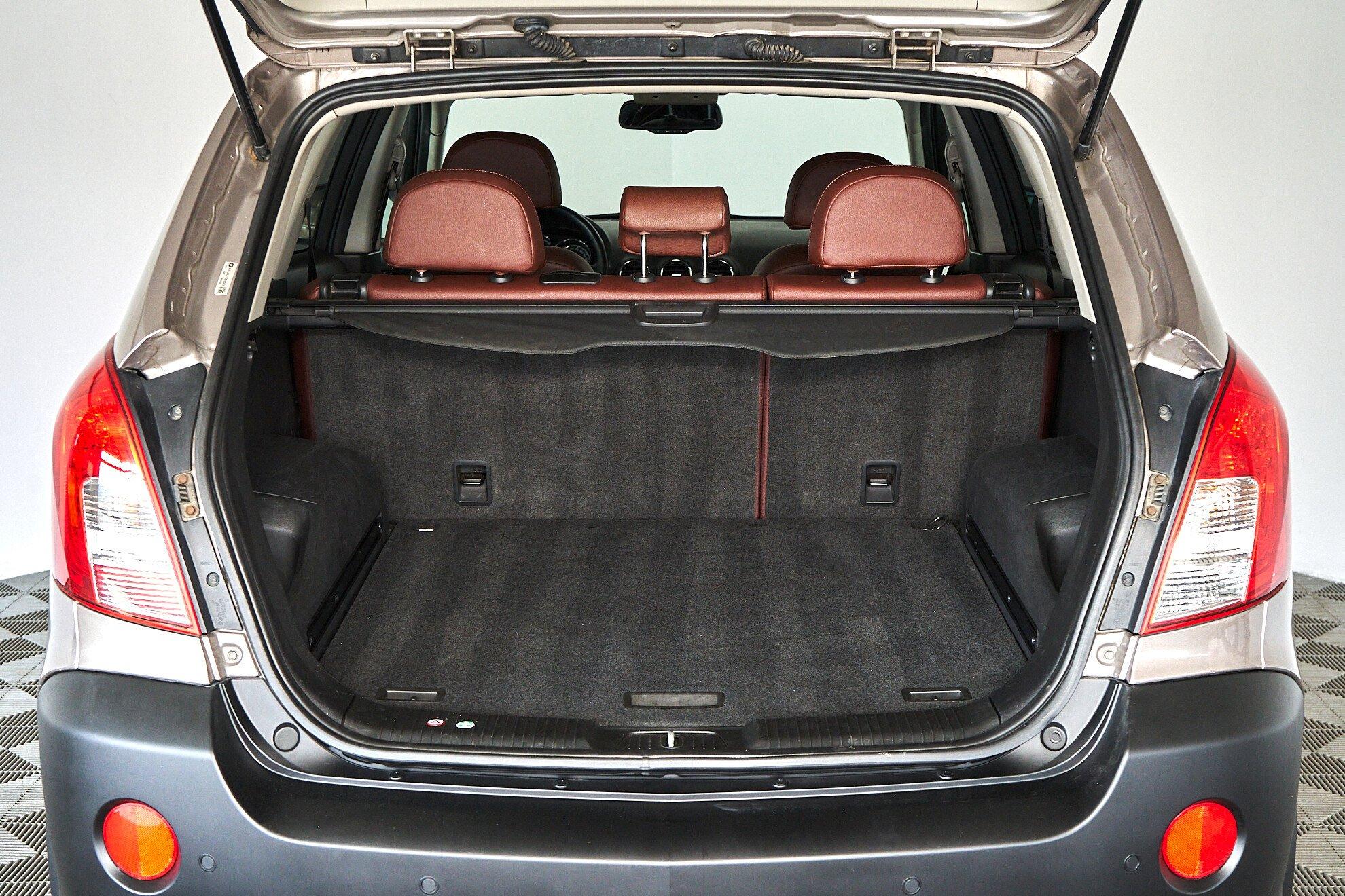 Opel Antara 2013, коричневый