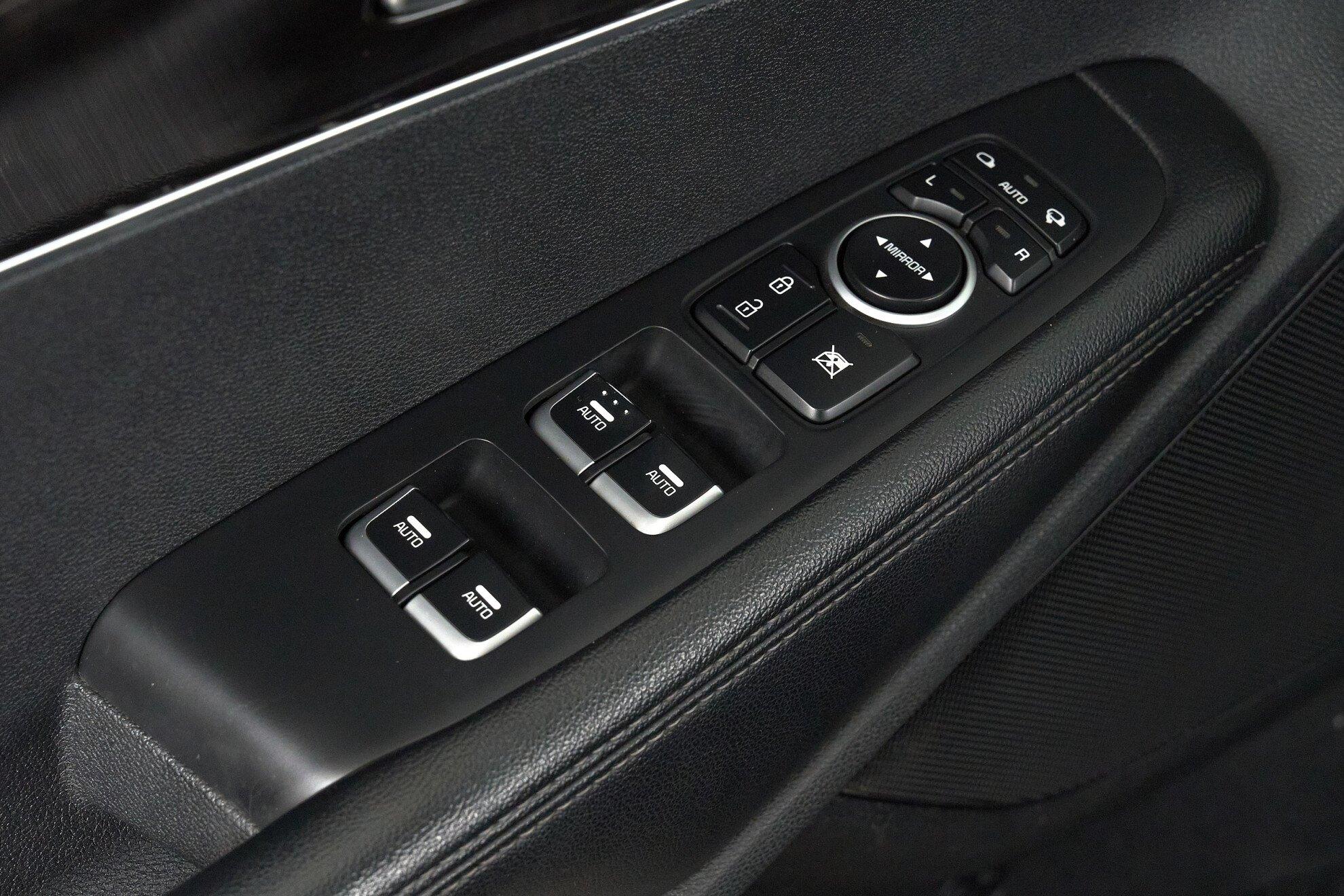 Kia Sorento 2015, серый