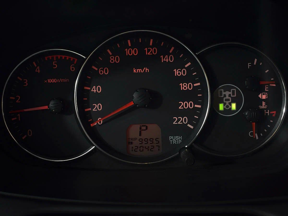 Mitsubishi Pajero Sport 2013, коричневый