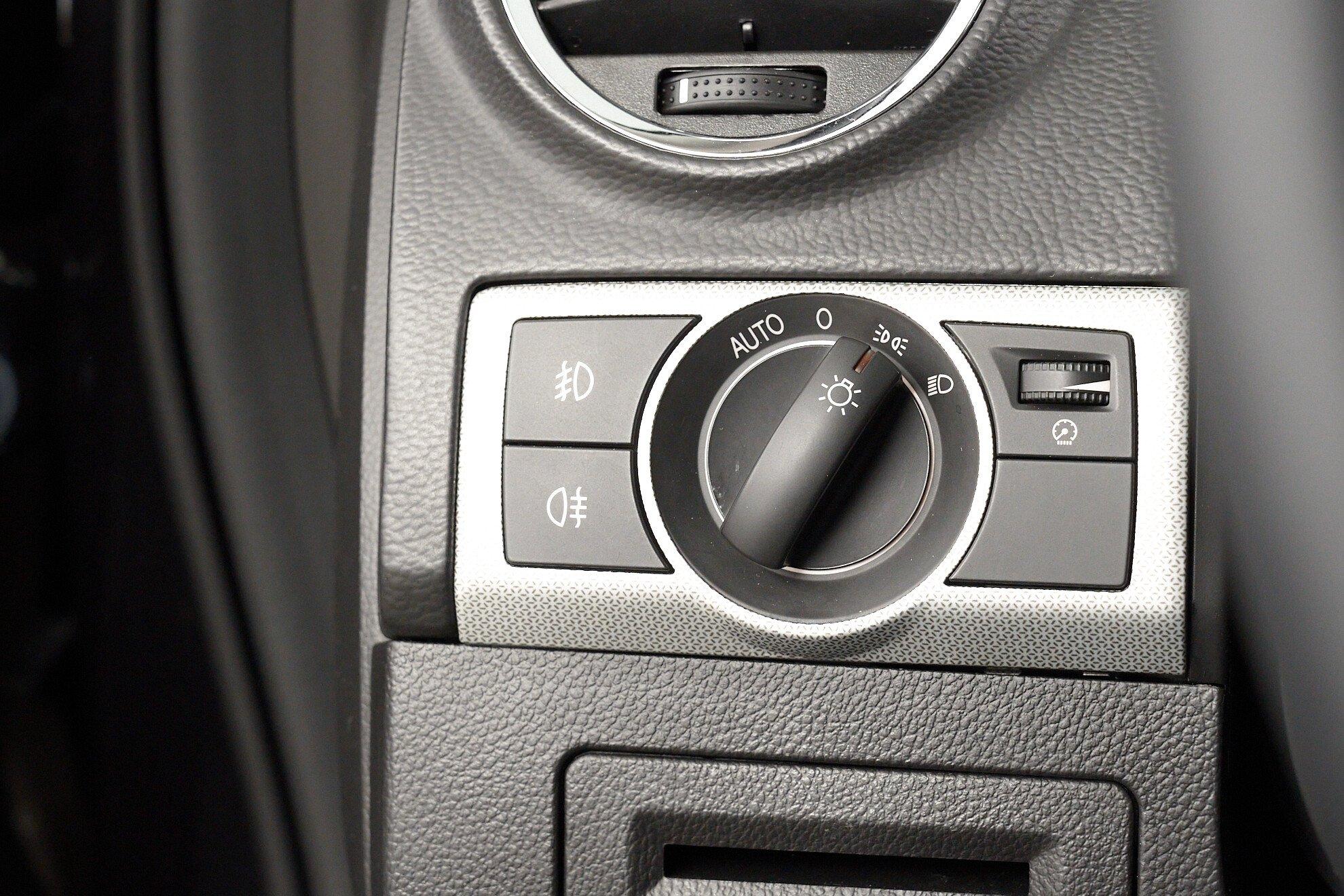 Opel Antara 2013, черный