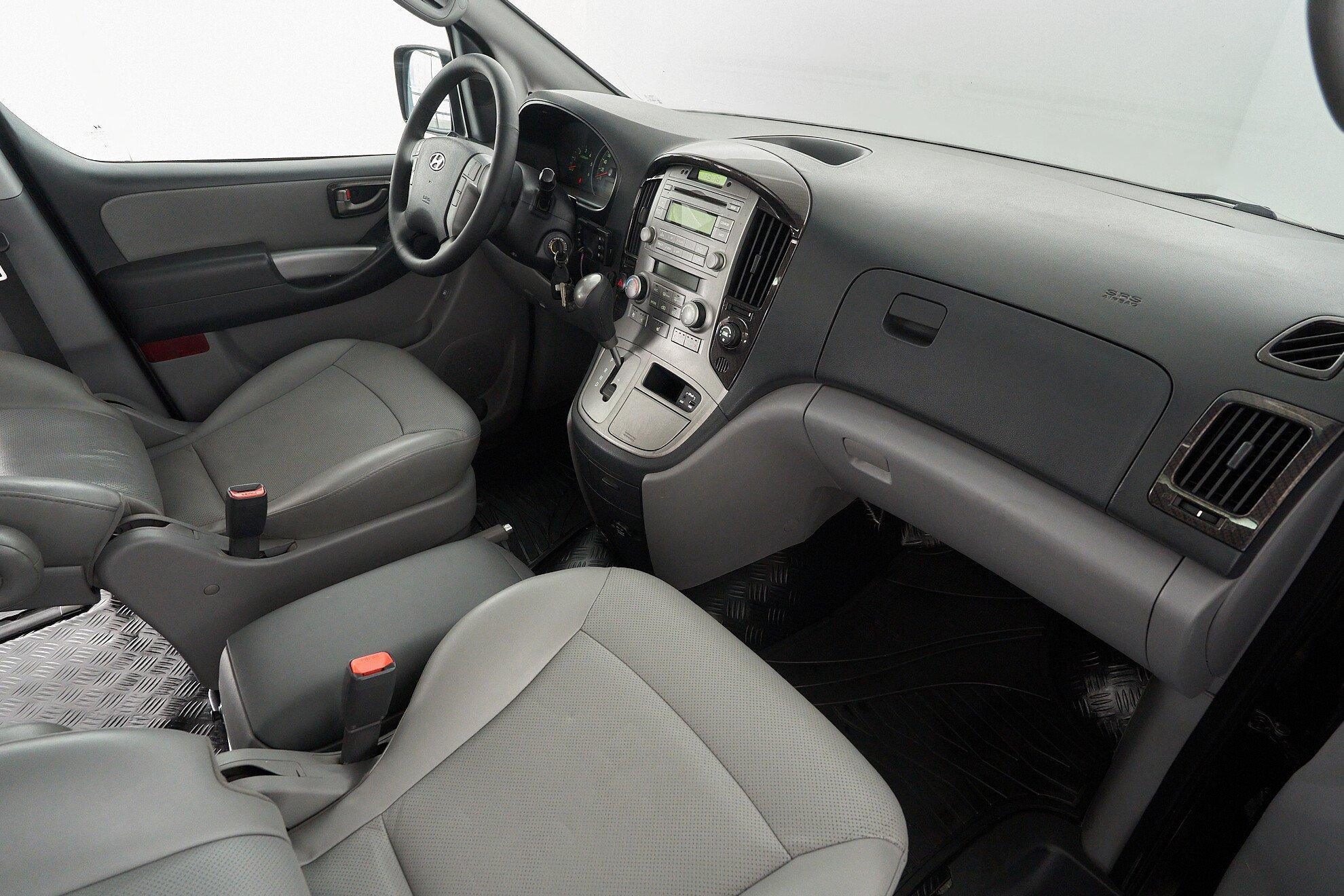 Hyundai Grand Starex 2014, черный
