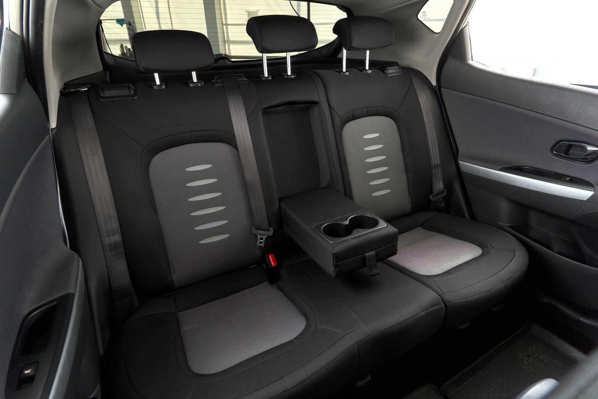 Kia Ceed 2013, серебряный