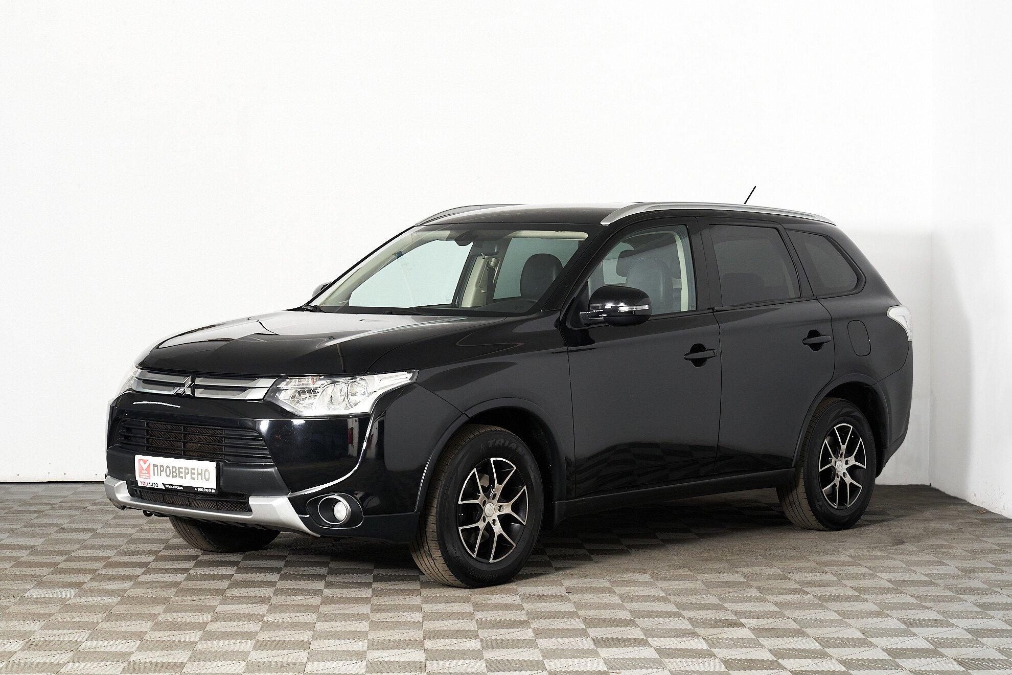 Mitsubishi Outlander 2014, черный