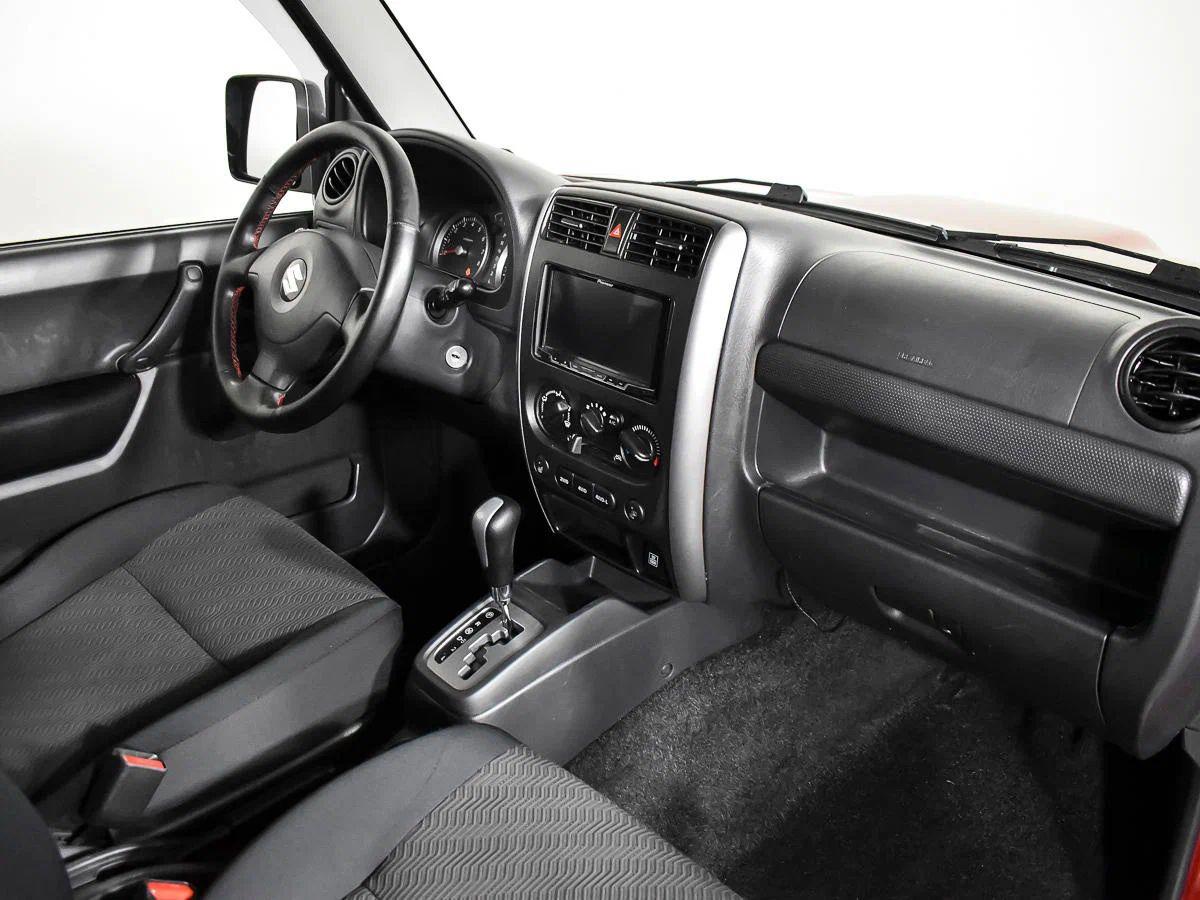Suzuki Jimny 2013, красный