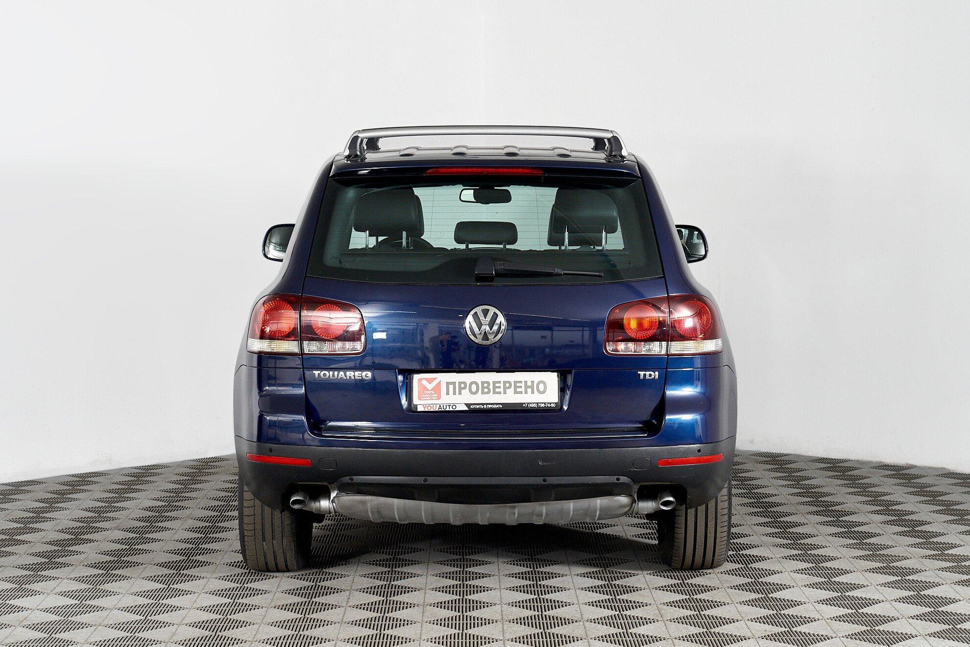 Volkswagen Touareg 2009, серый