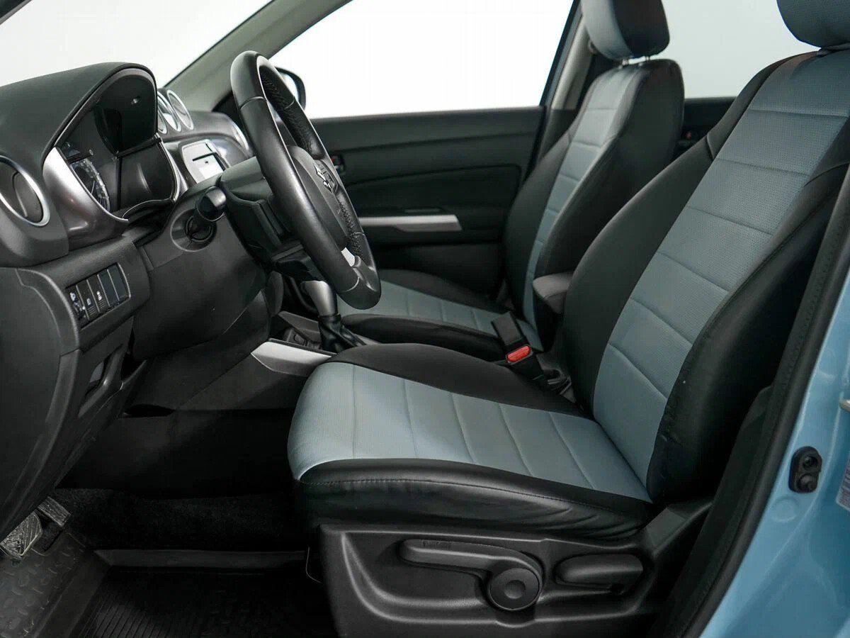 Suzuki Vitara 2019, голубой
