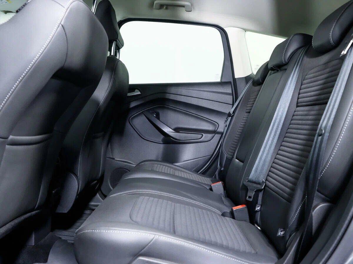 Ford Kuga 2019, серебряный