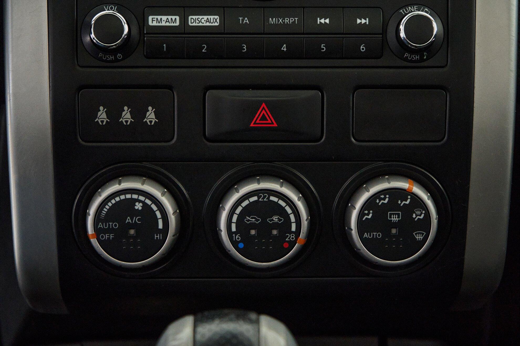 Nissan X-Trail 2013, серебряный