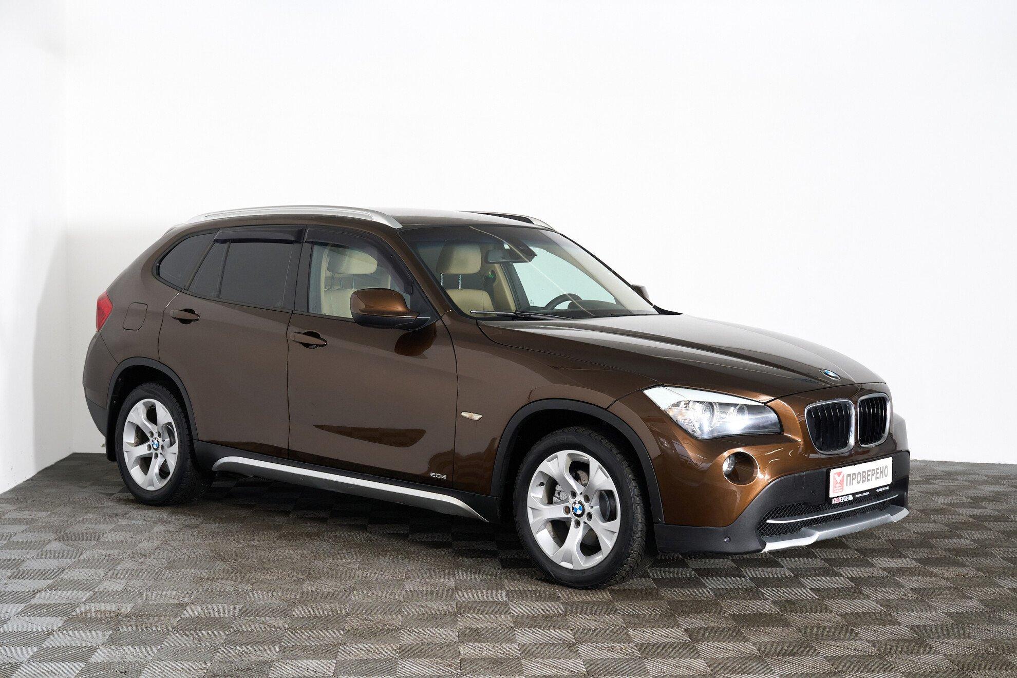 BMW X1 2012, коричневый