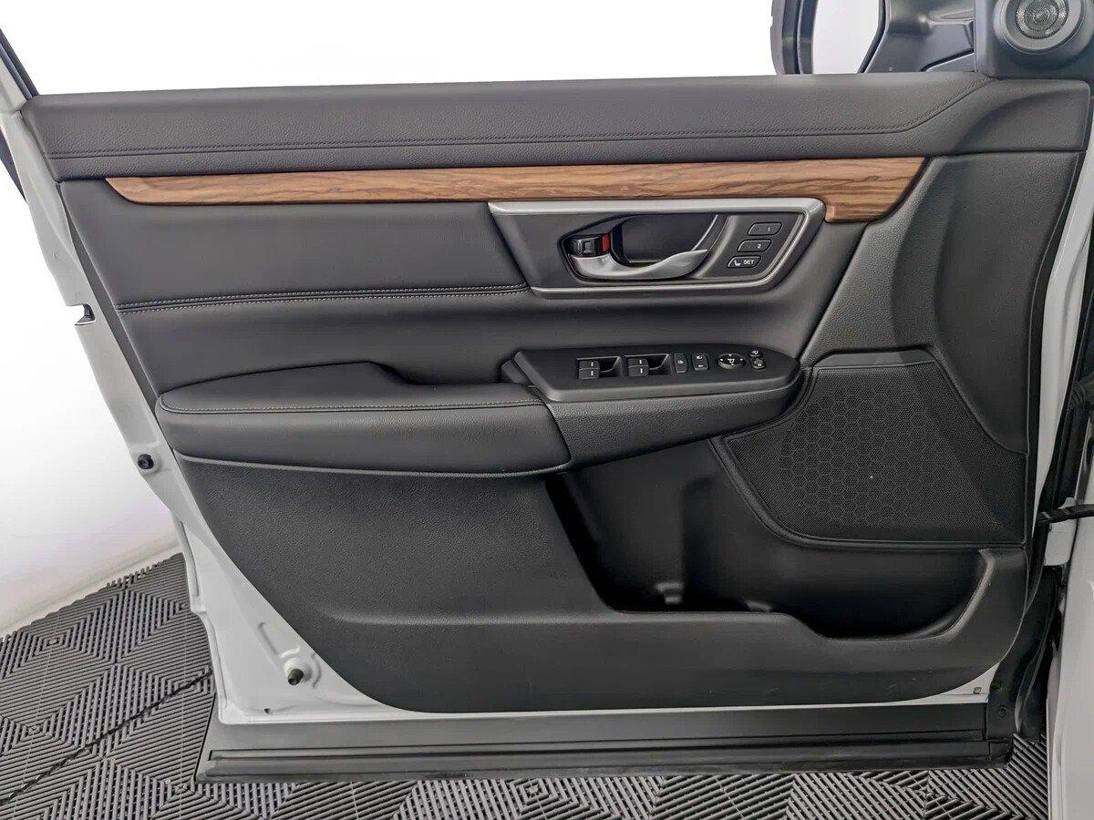 Honda CR-V 2020, белый