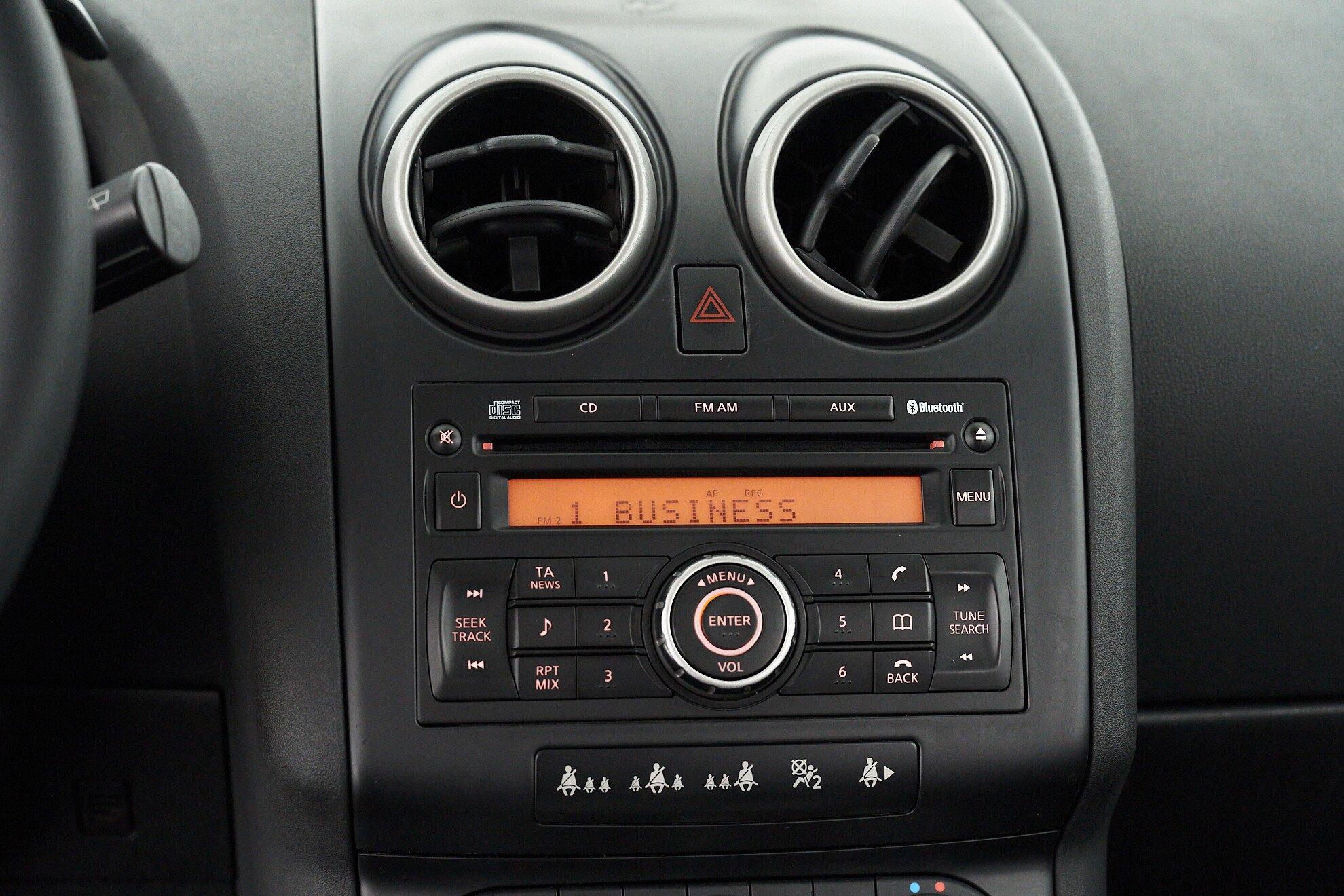 Nissan Qashqai+2 2009, черный
