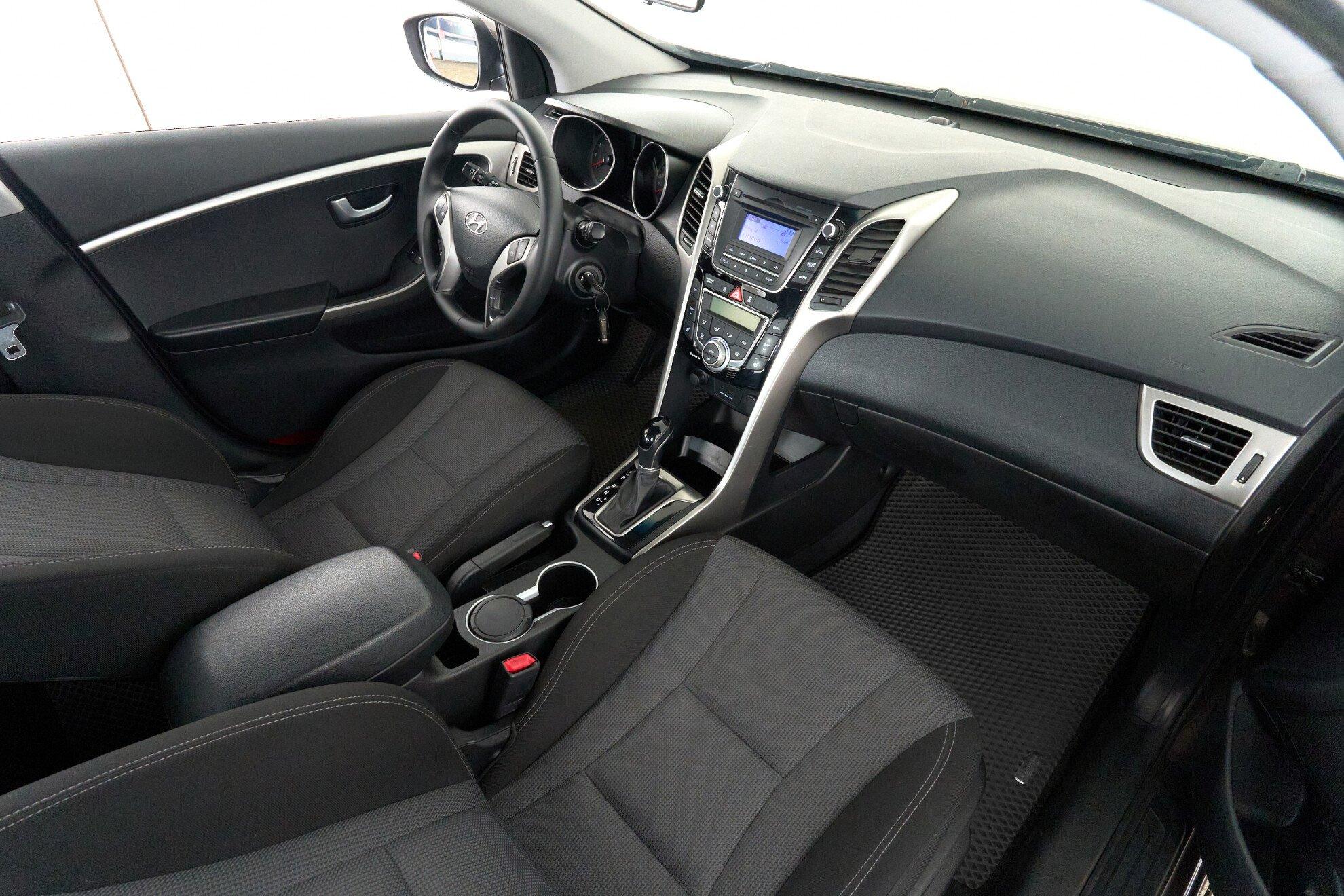 Hyundai i30 2014, коричневый