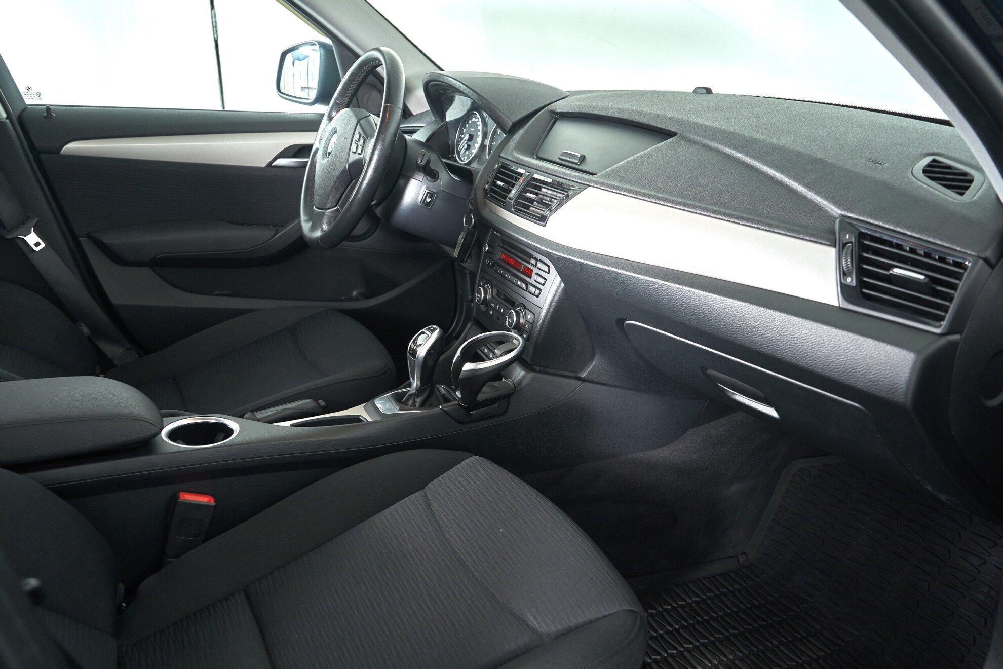 BMW X1 2015, синий