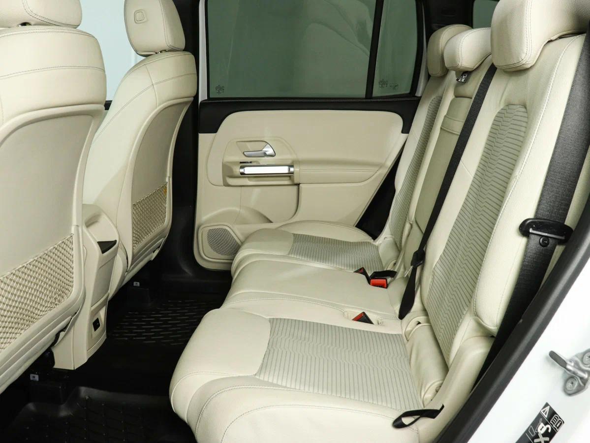 Mercedes-Benz GLB 2021, белый