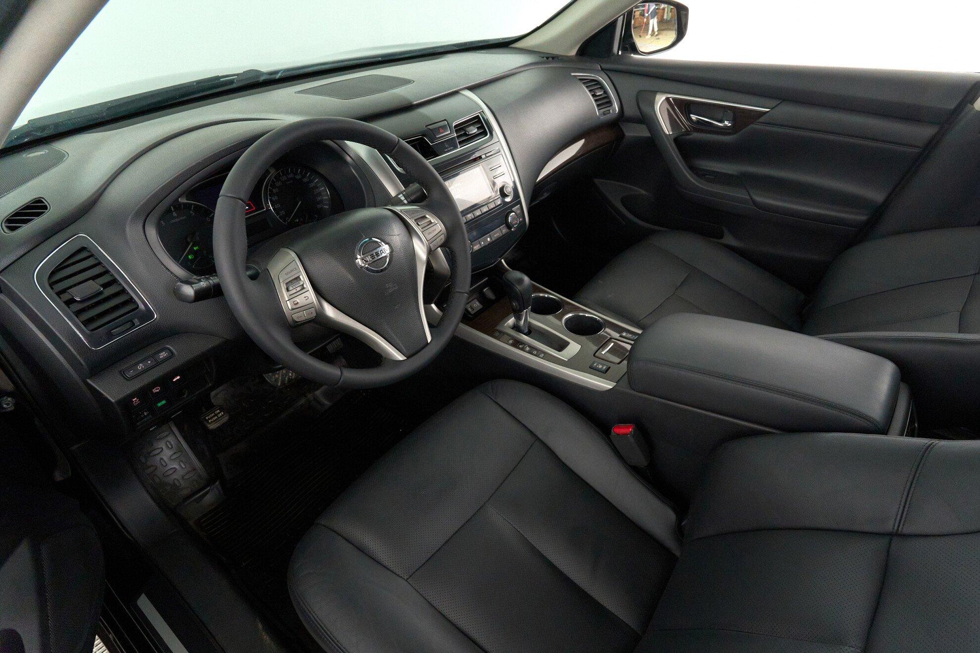 Nissan Teana 2015, черный