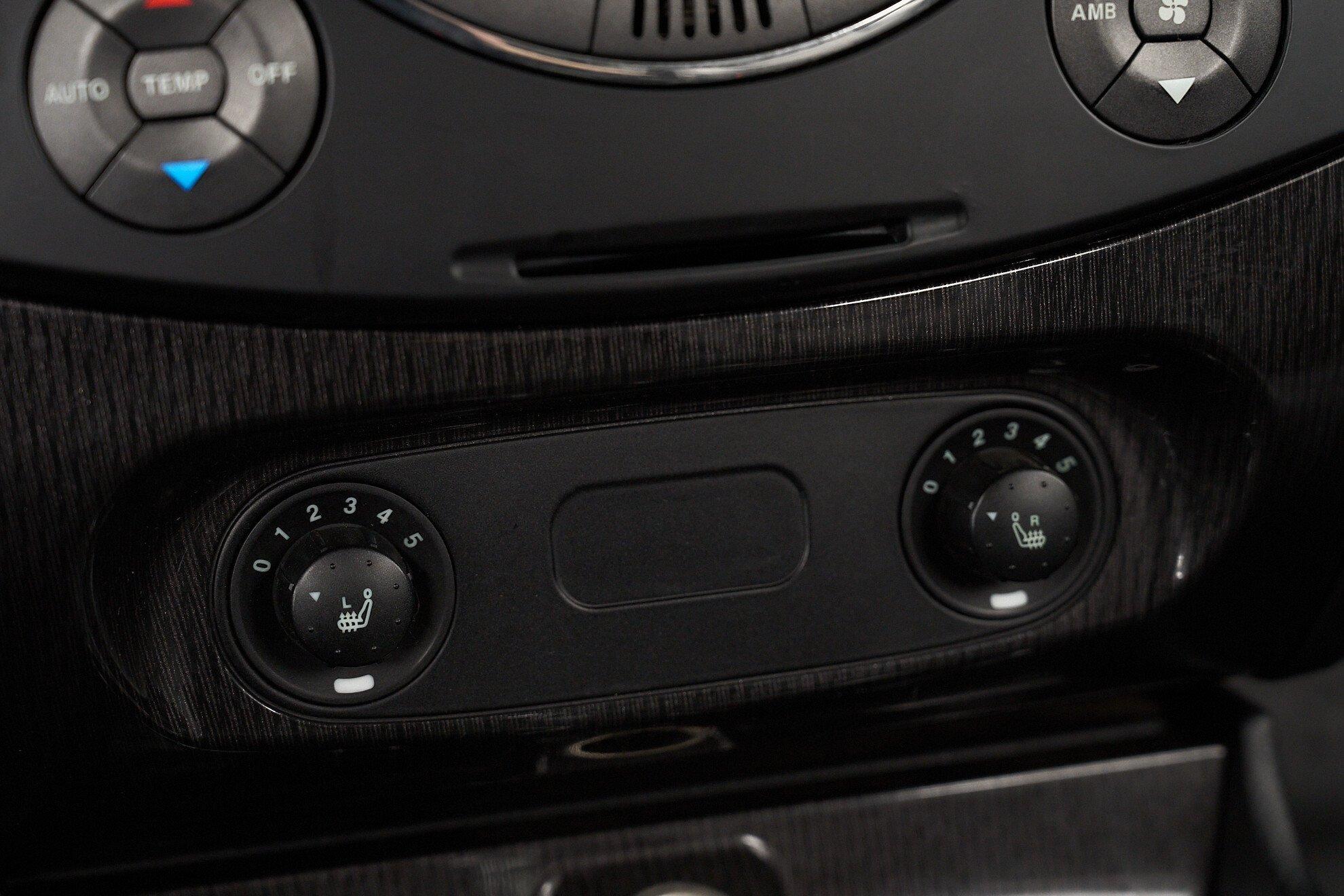 SsangYong Rexton 2011, серебряный
