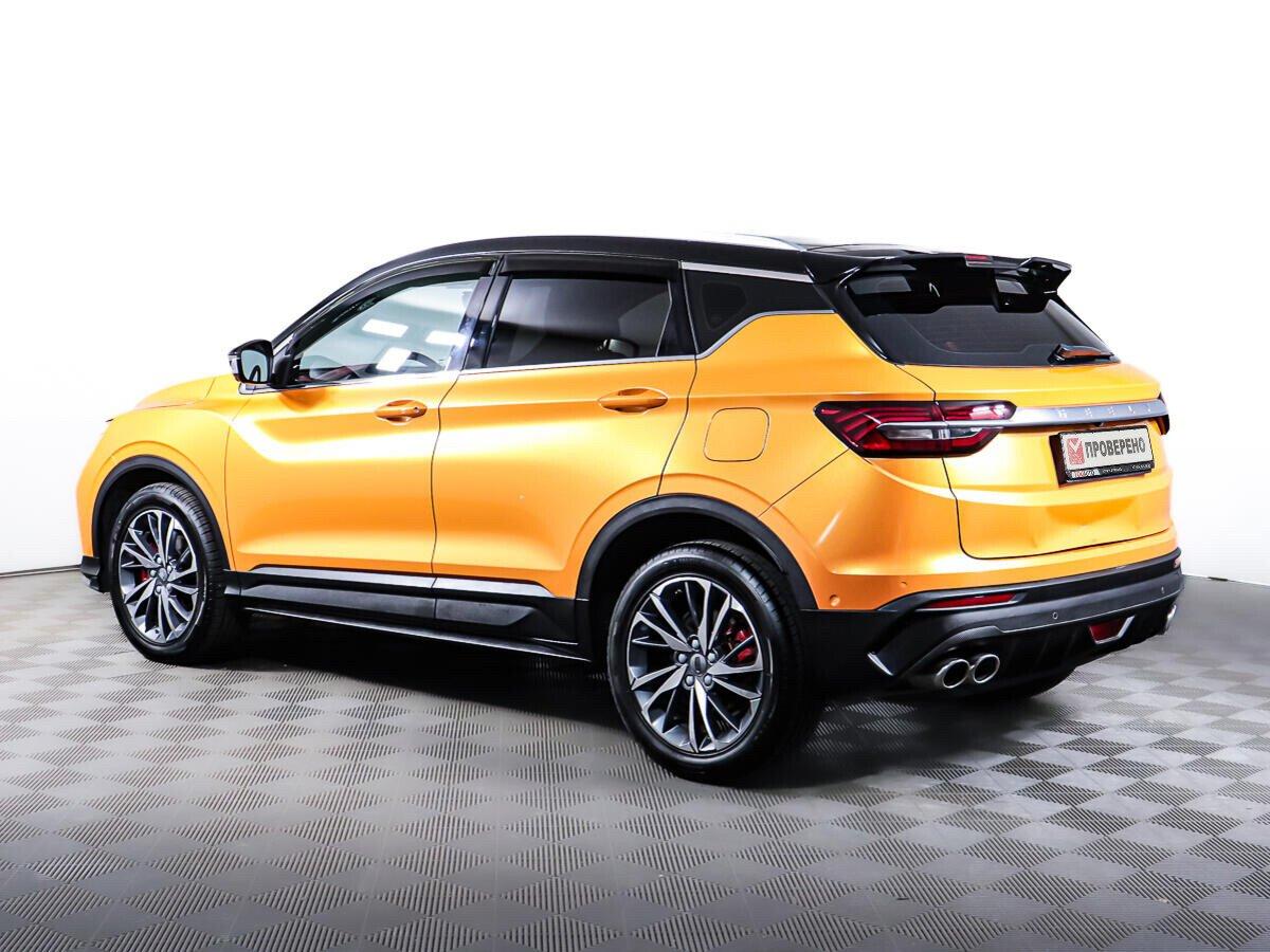 Geely Coolray 2022, желтый
