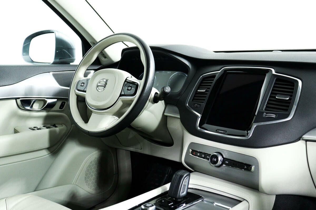 Volvo XC90 2018, серый