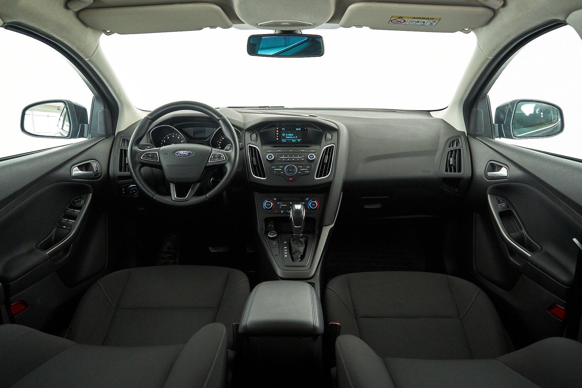 Ford Focus 2015, черный