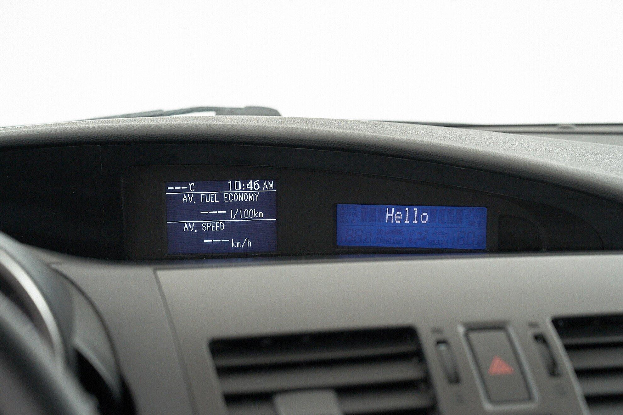 Mazda 3 2011, красный