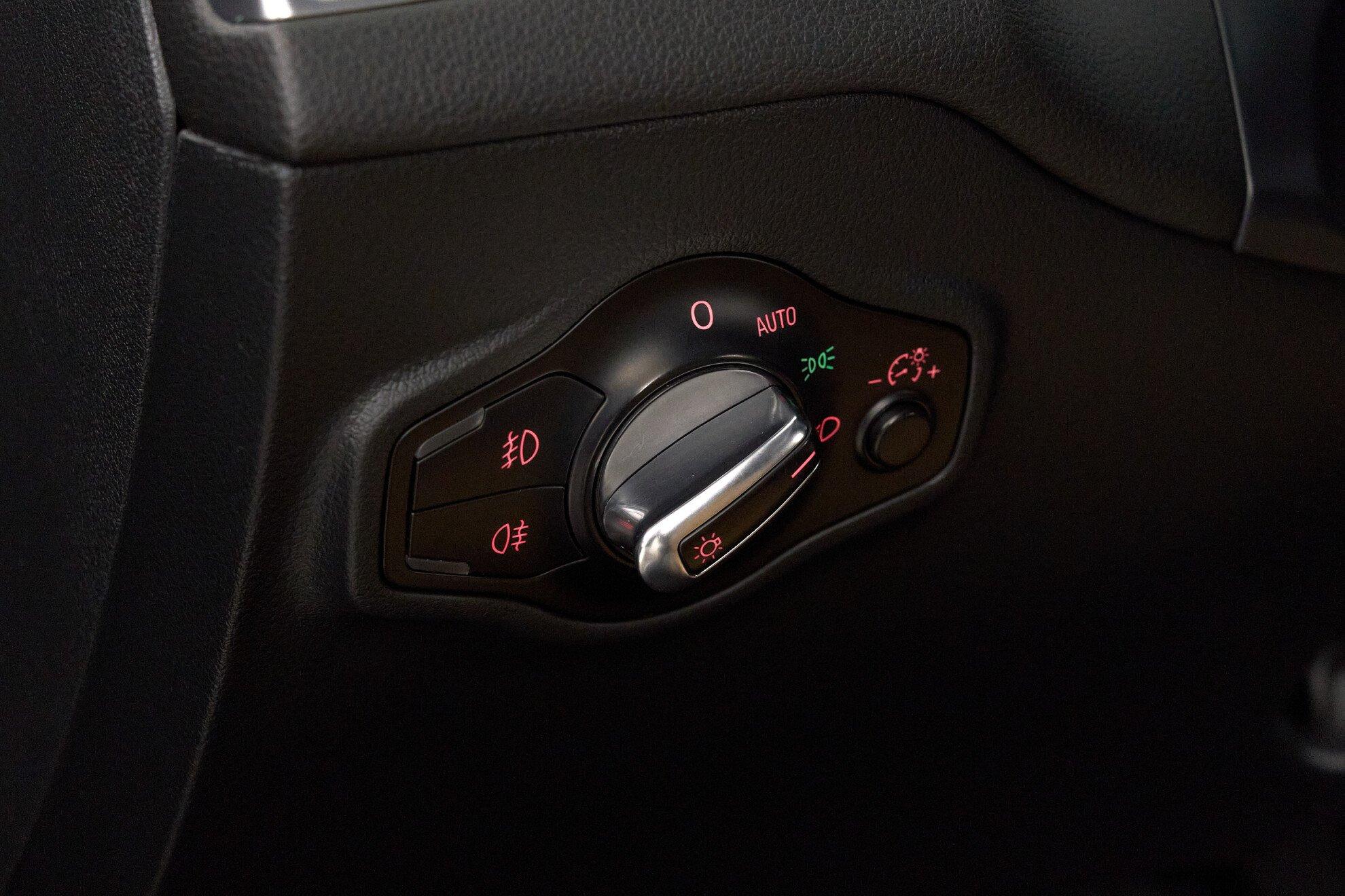 Audi Q5 2014, черный