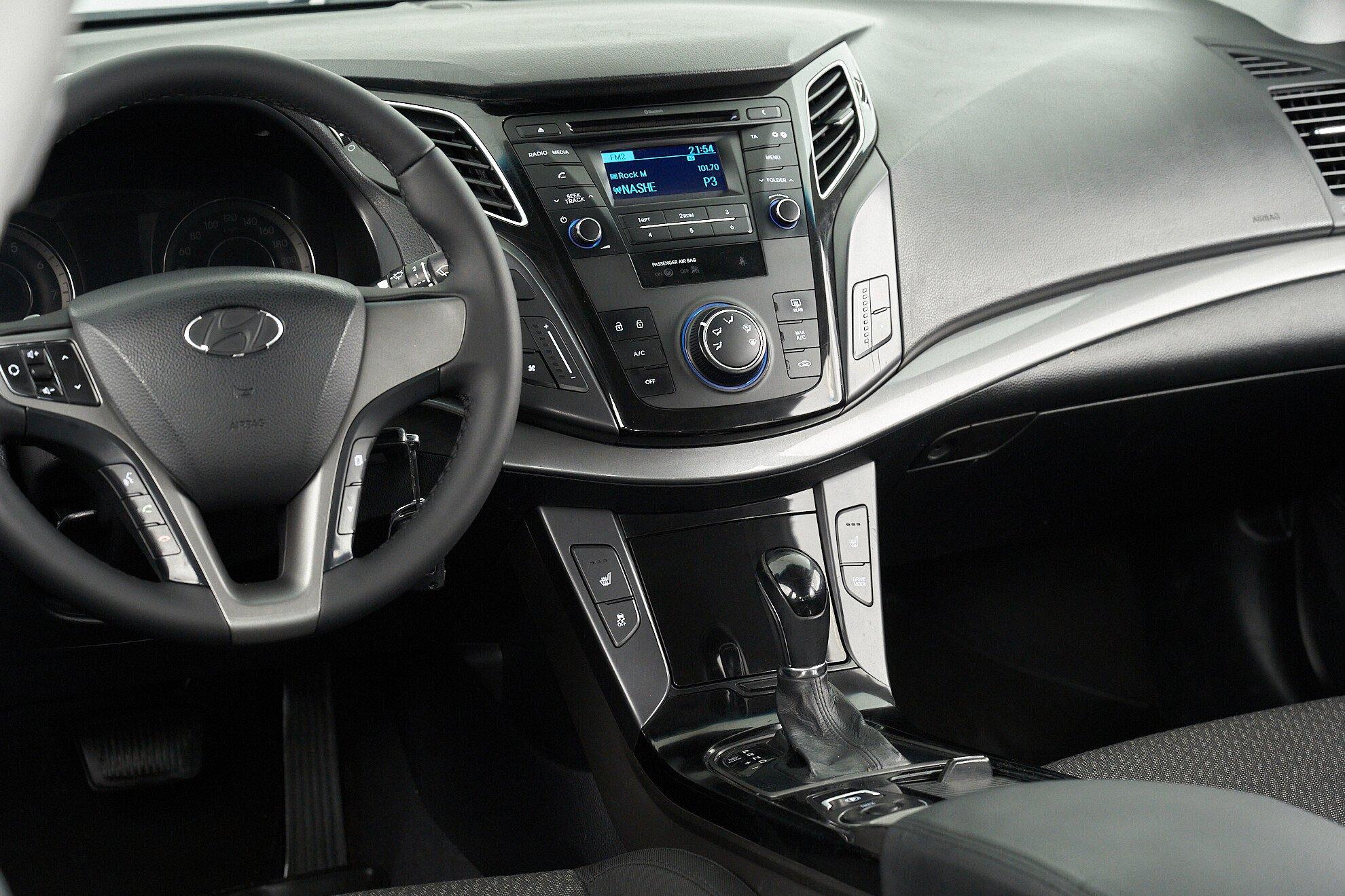 Hyundai i40 2017, белый
