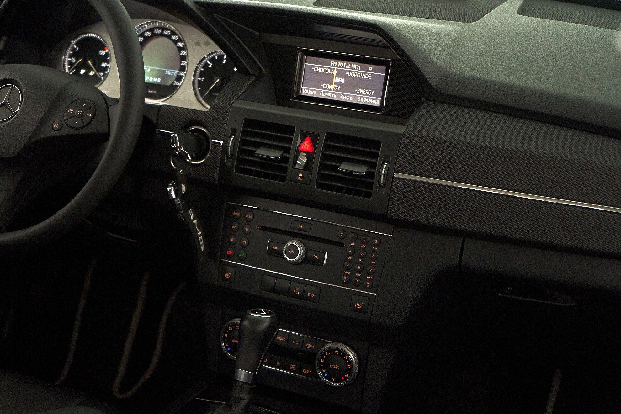 Mercedes-Benz GLK-Класс 2012, белый