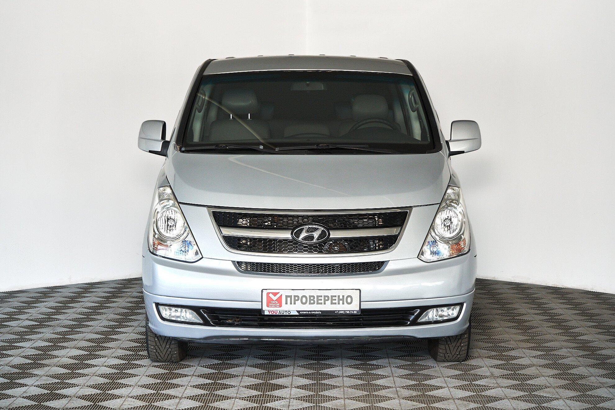 Hyundai Grand Starex 2008, серебряный