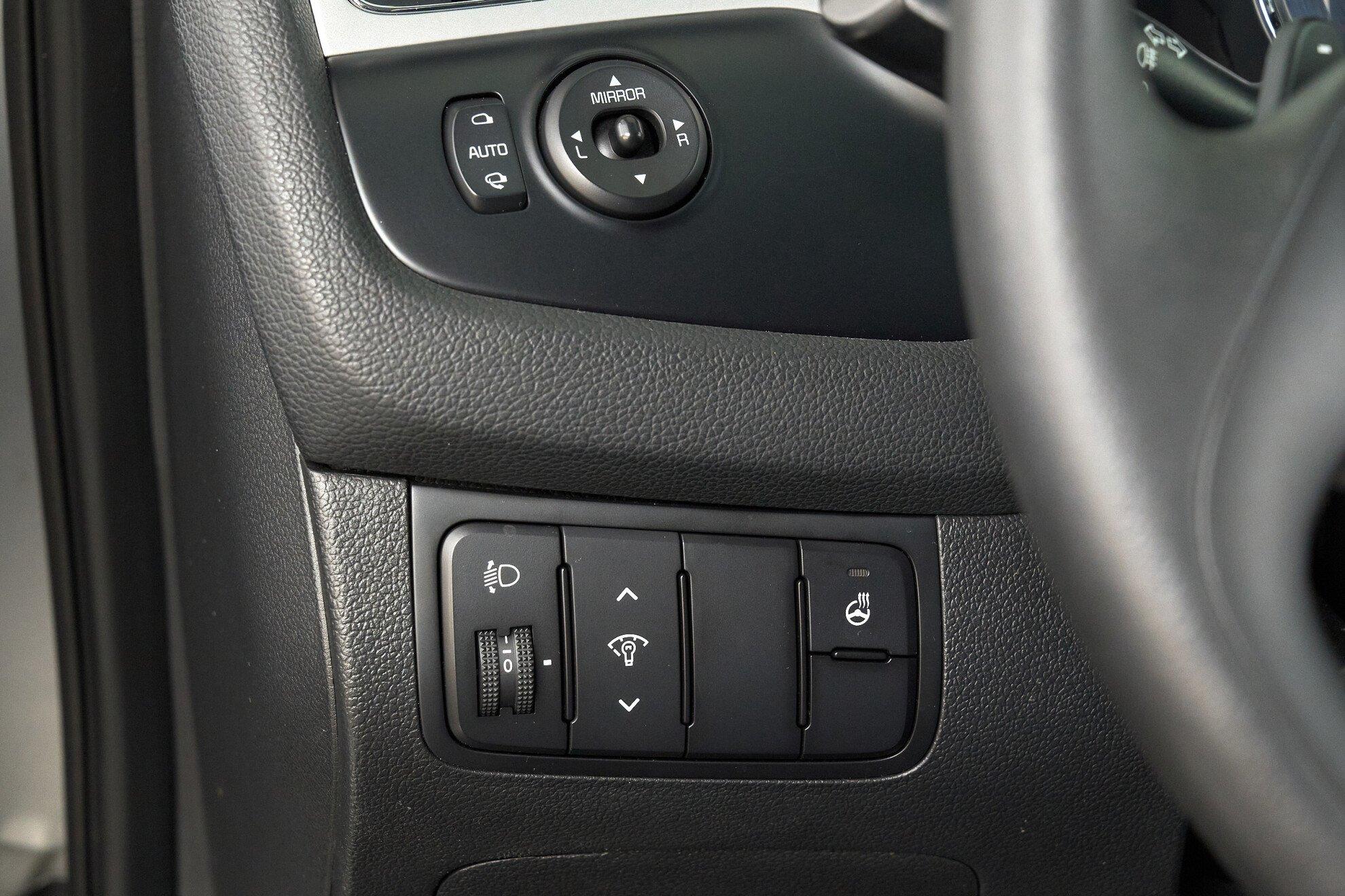 Kia Ceed 2013, серебряный