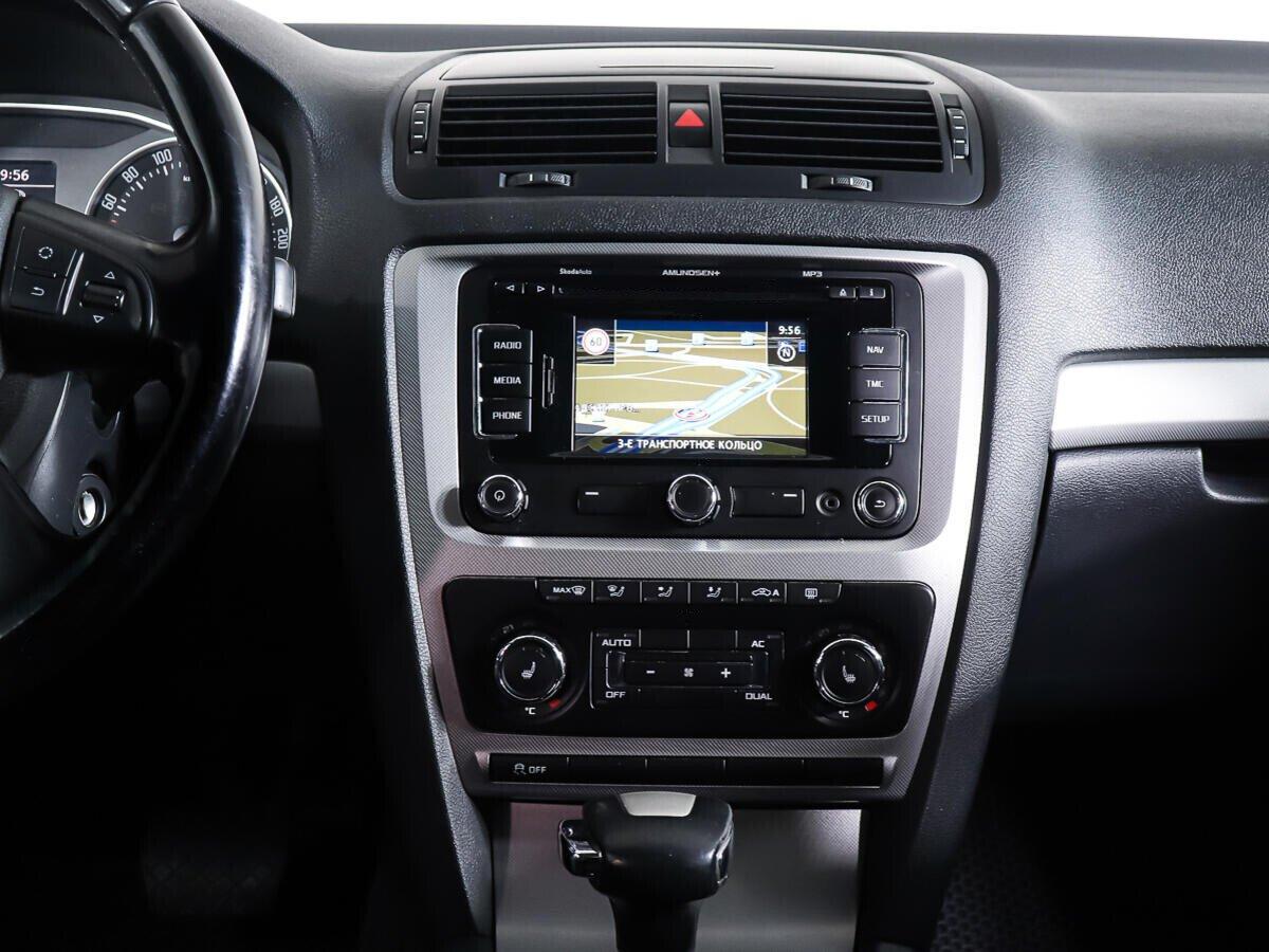 Skoda Octavia 2013, черный