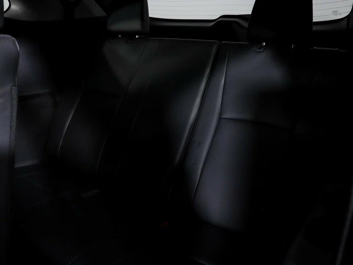 Toyota Highlander 2025, черный