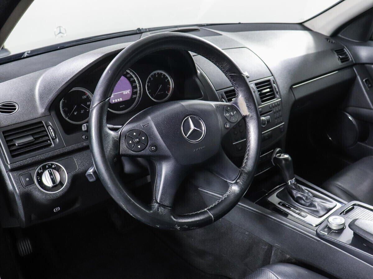 Mercedes-Benz C-Класс 2010, серый