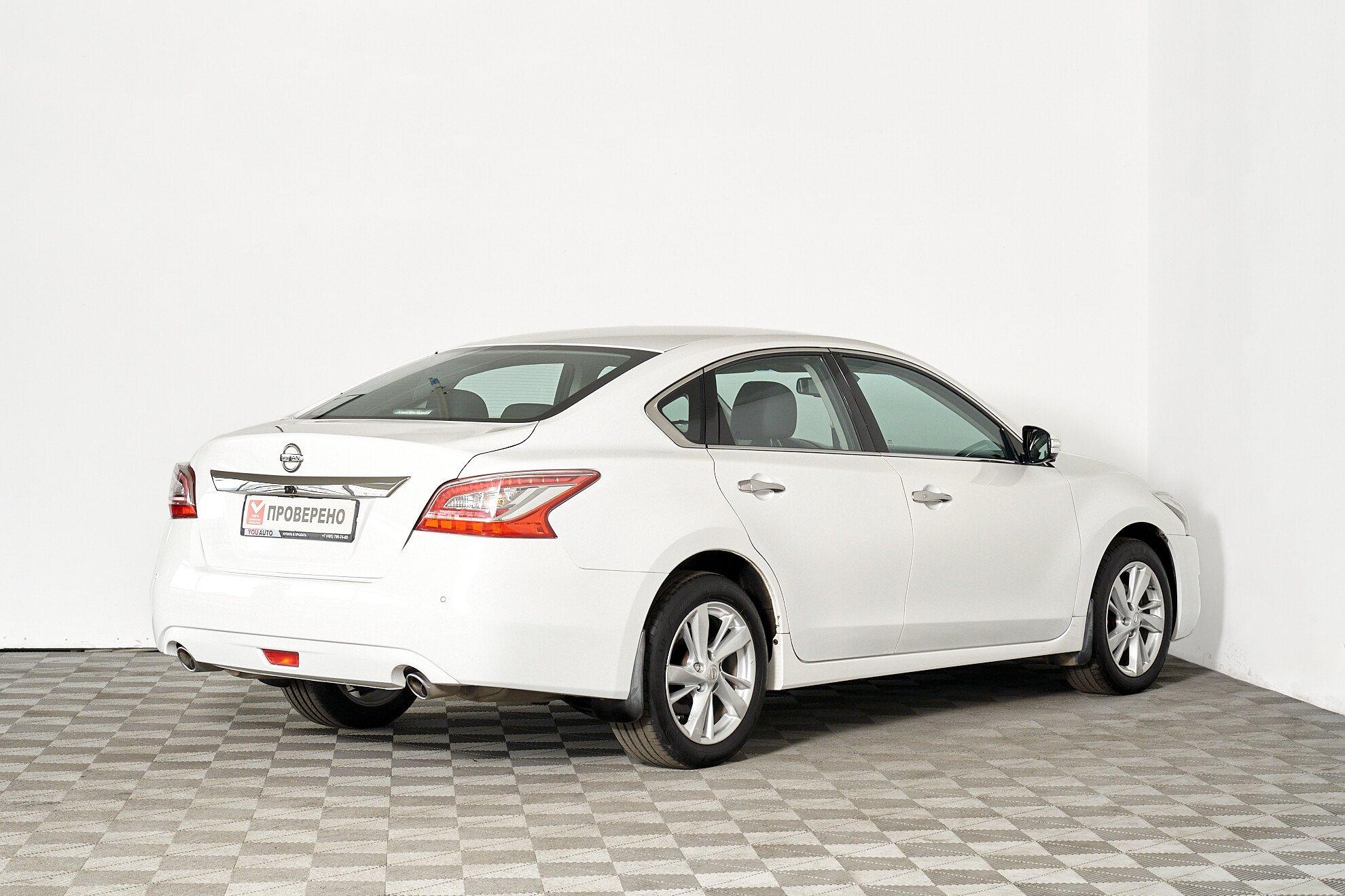 Nissan Teana 2014, белый