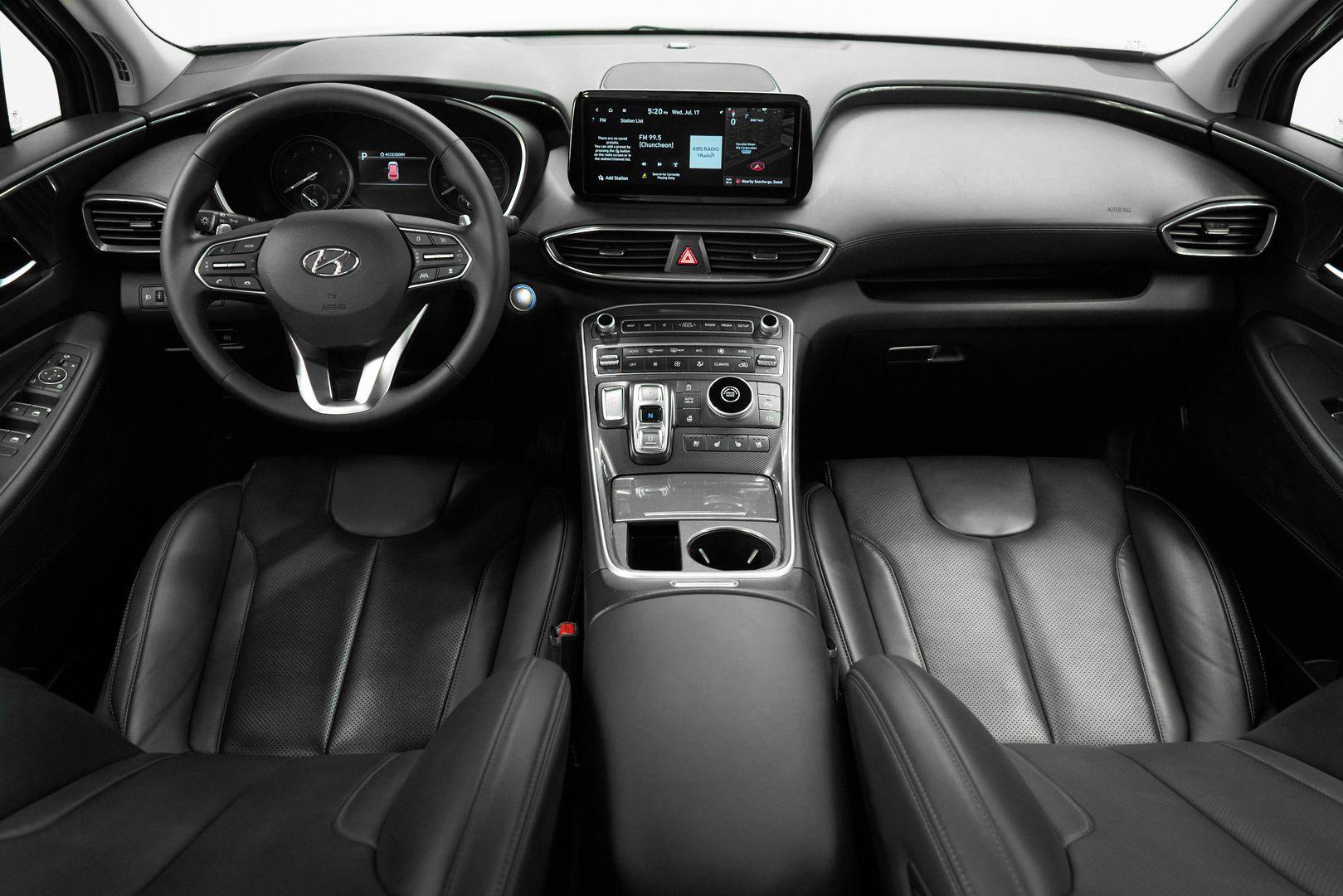 Hyundai Santa Fe 2020, черный
