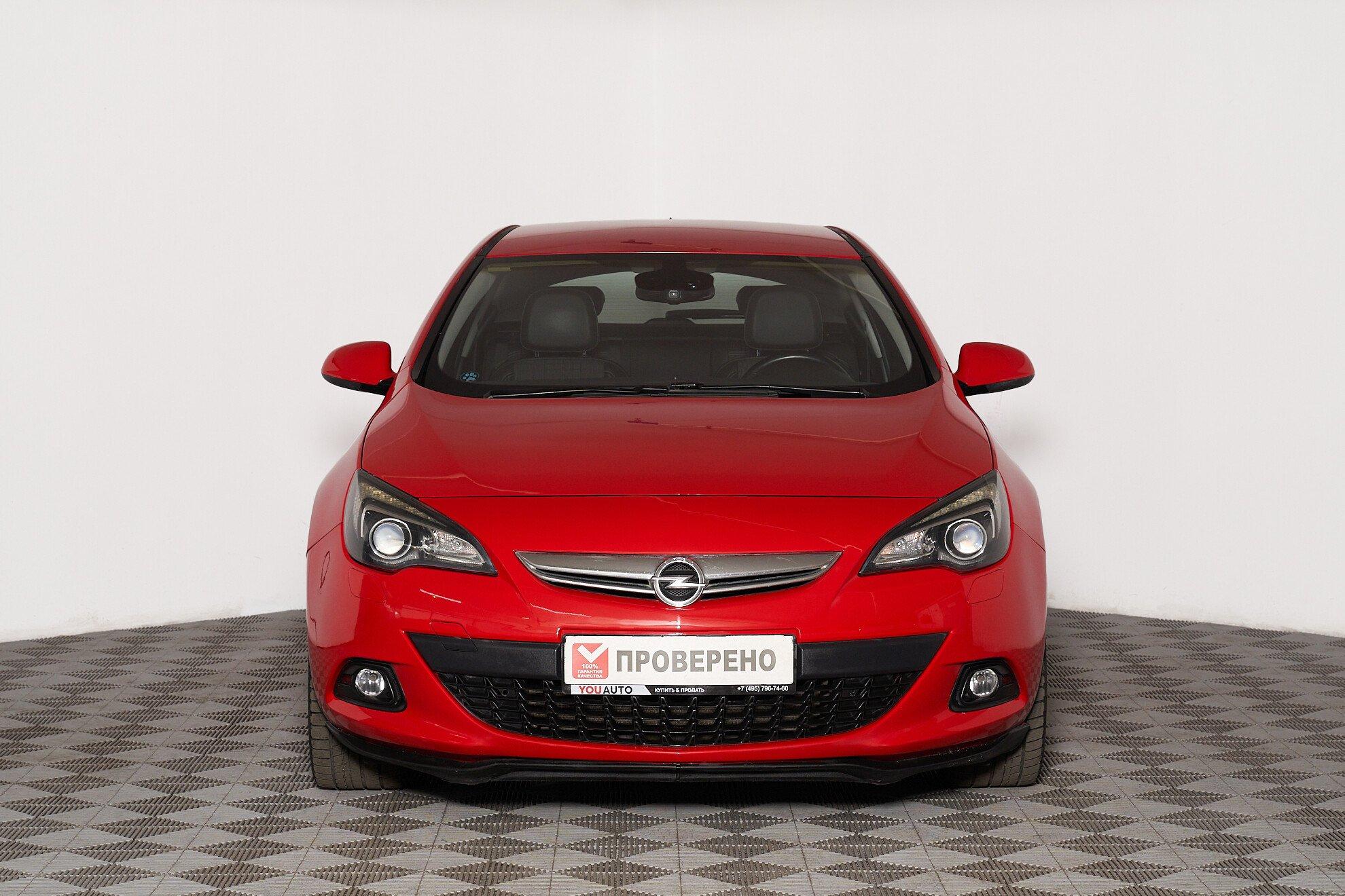 Opel Astra 2013, красный