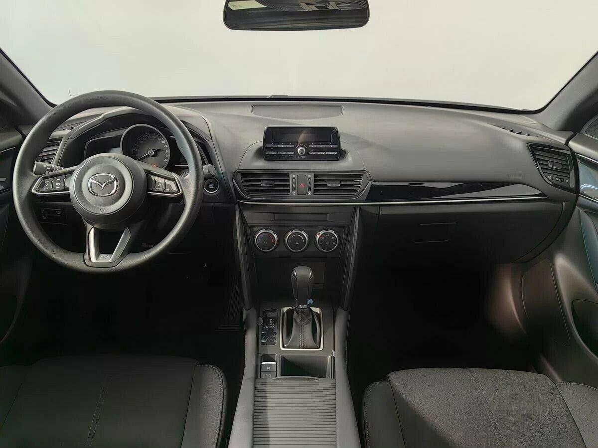 Mazda CX-4 2022, белый