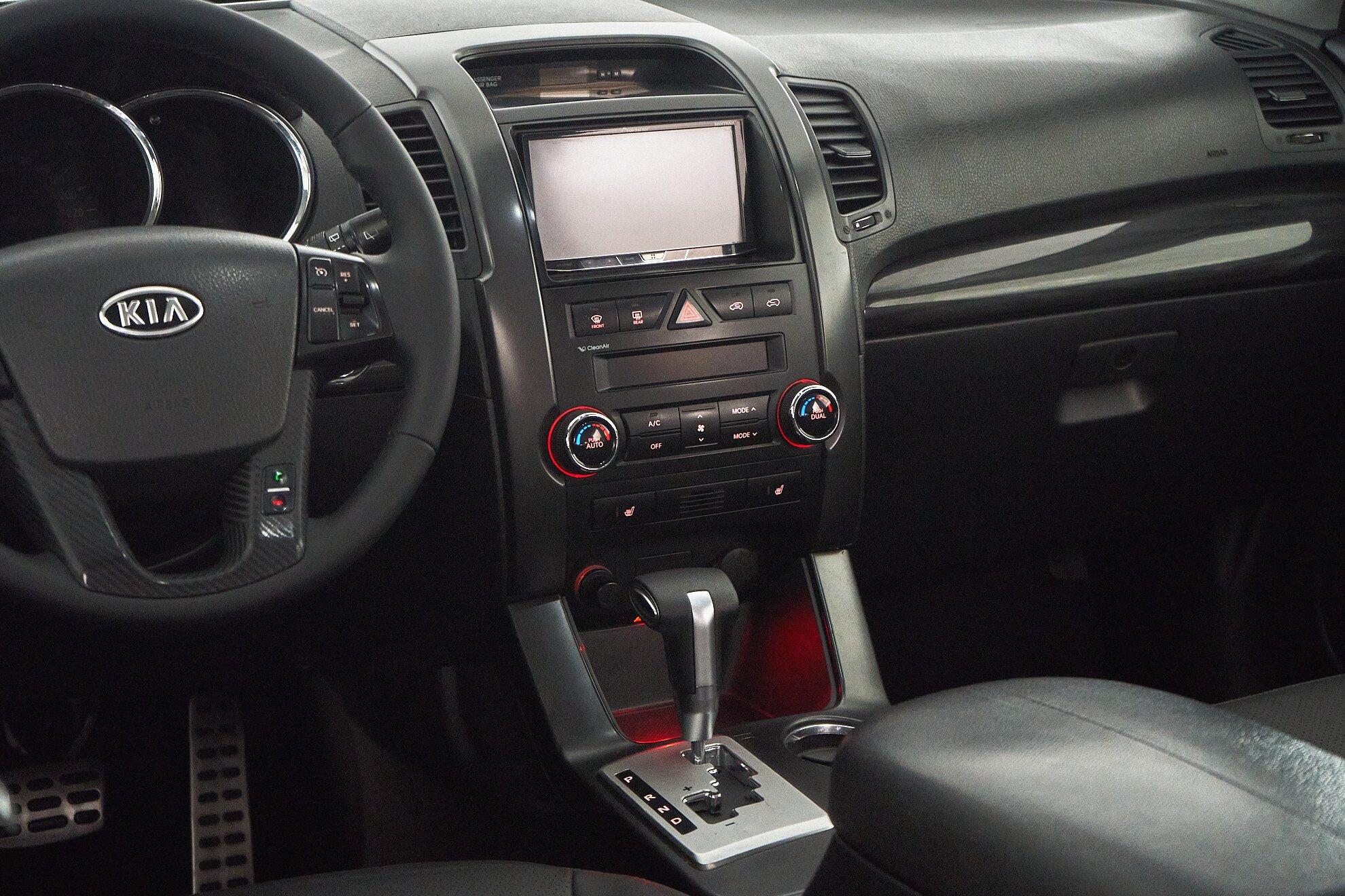 Kia Sorento 2012, черный