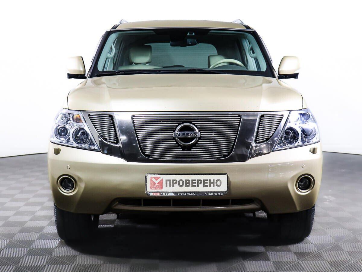 Nissan Patrol 2013, бежевый