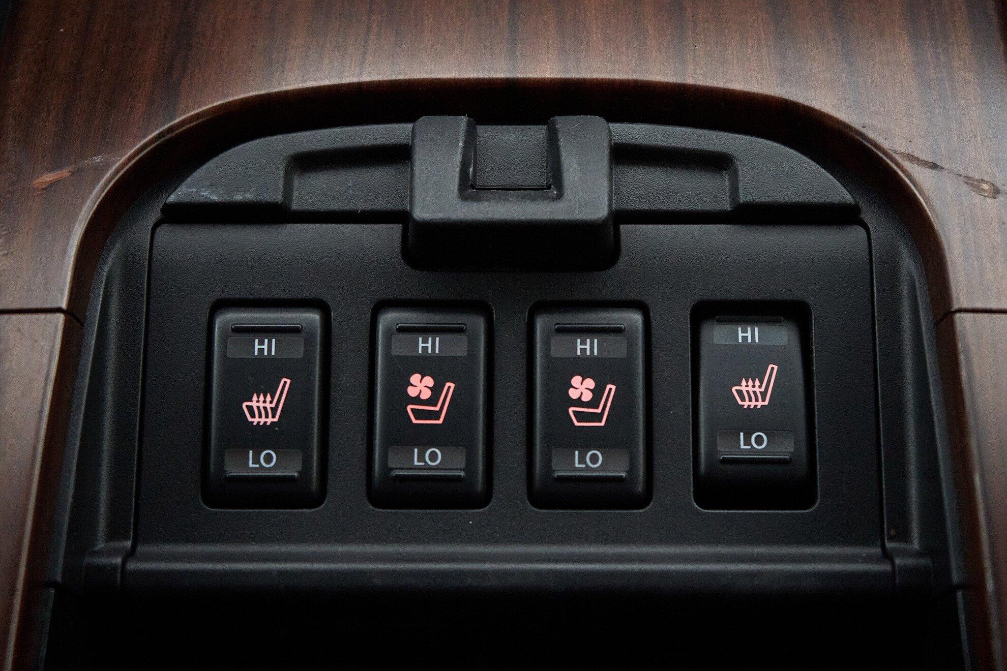 Nissan Teana 2011, черный