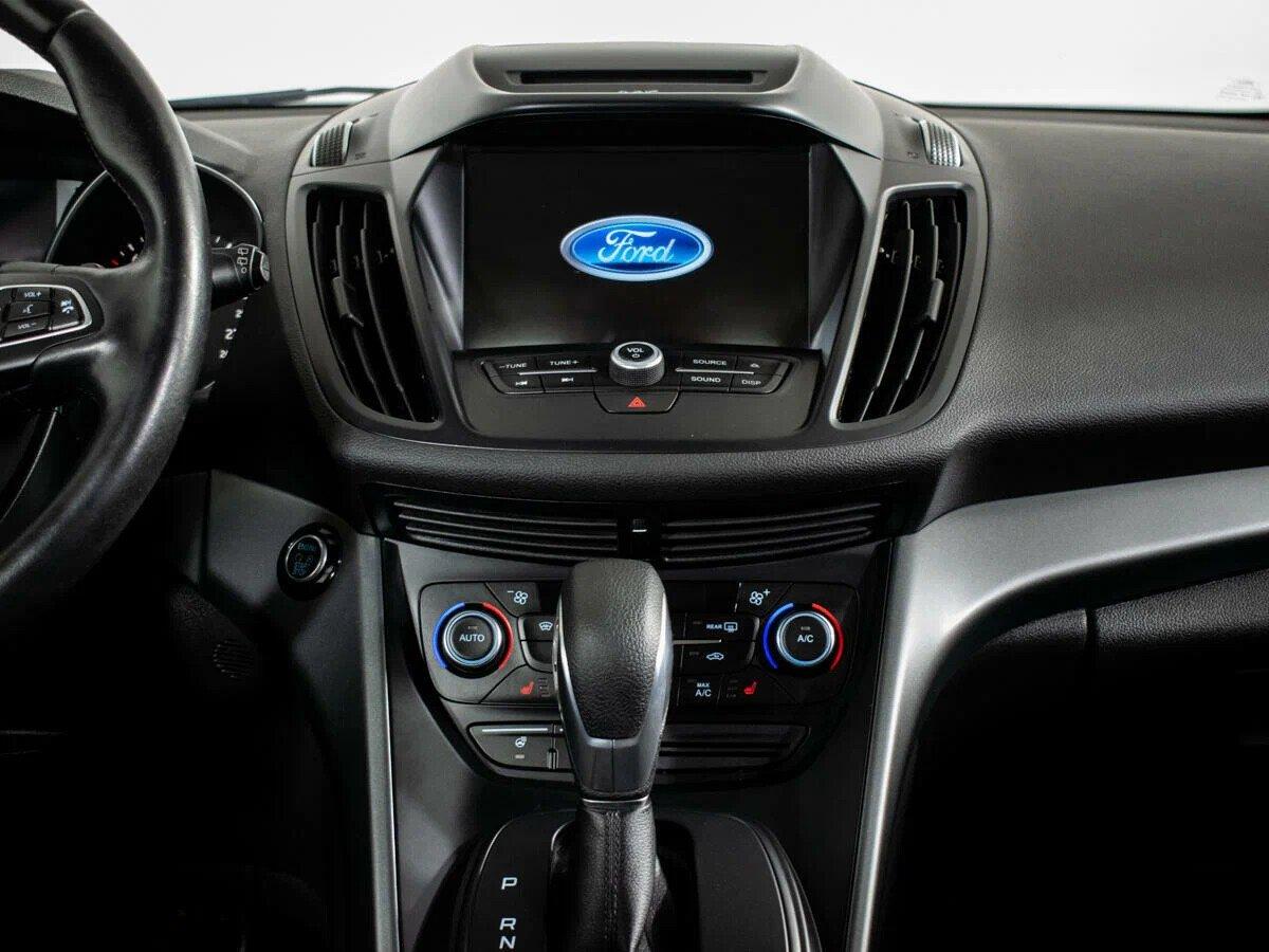 Ford Kuga 2018, черный