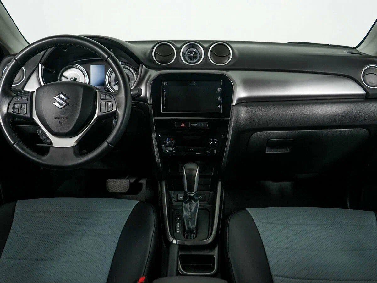 Suzuki Vitara 2019, голубой