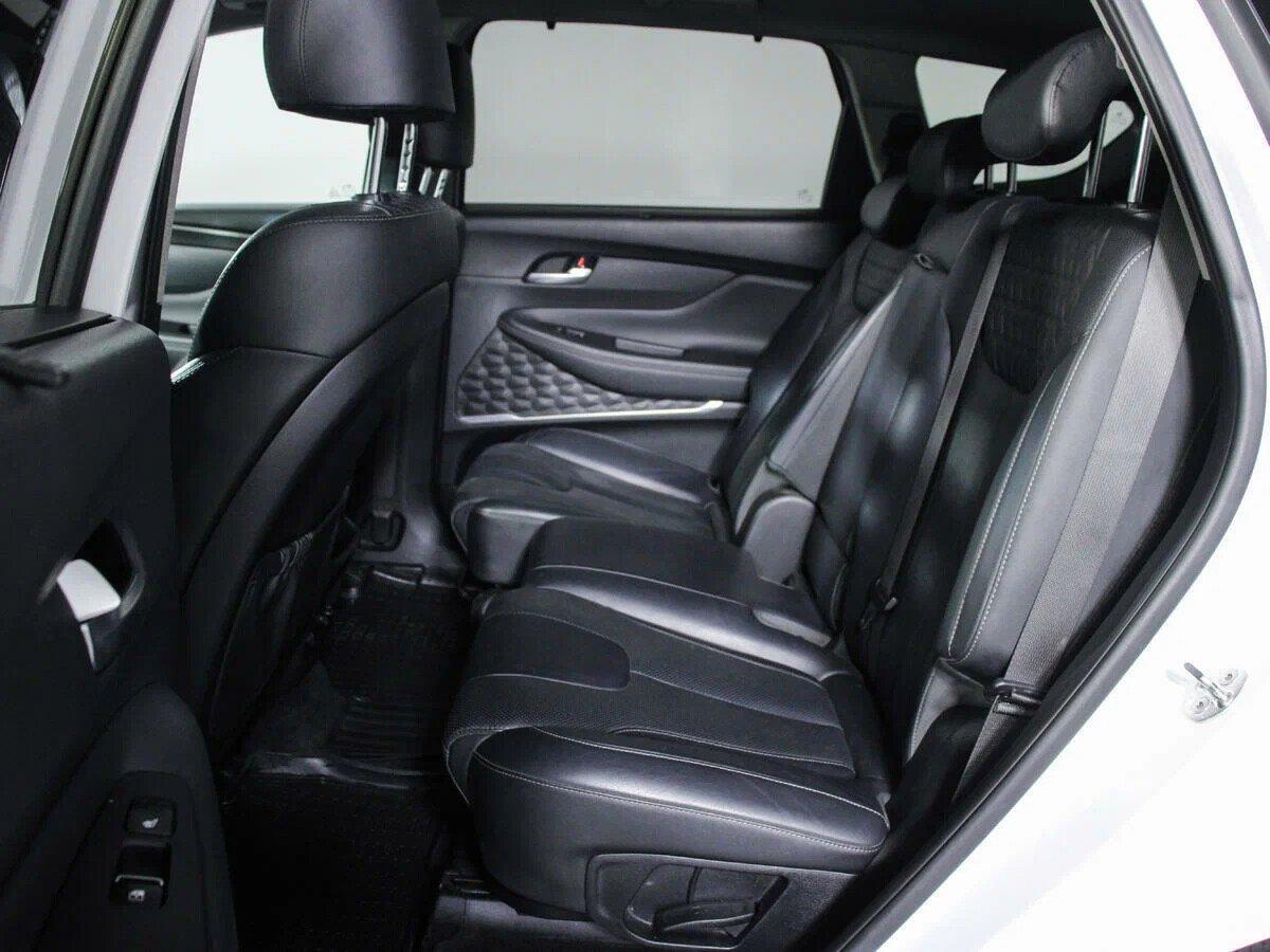 Hyundai Santa Fe 2019, белый