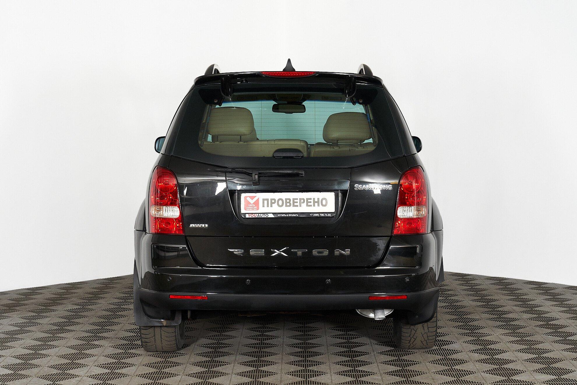 SsangYong Rexton 2011, черный