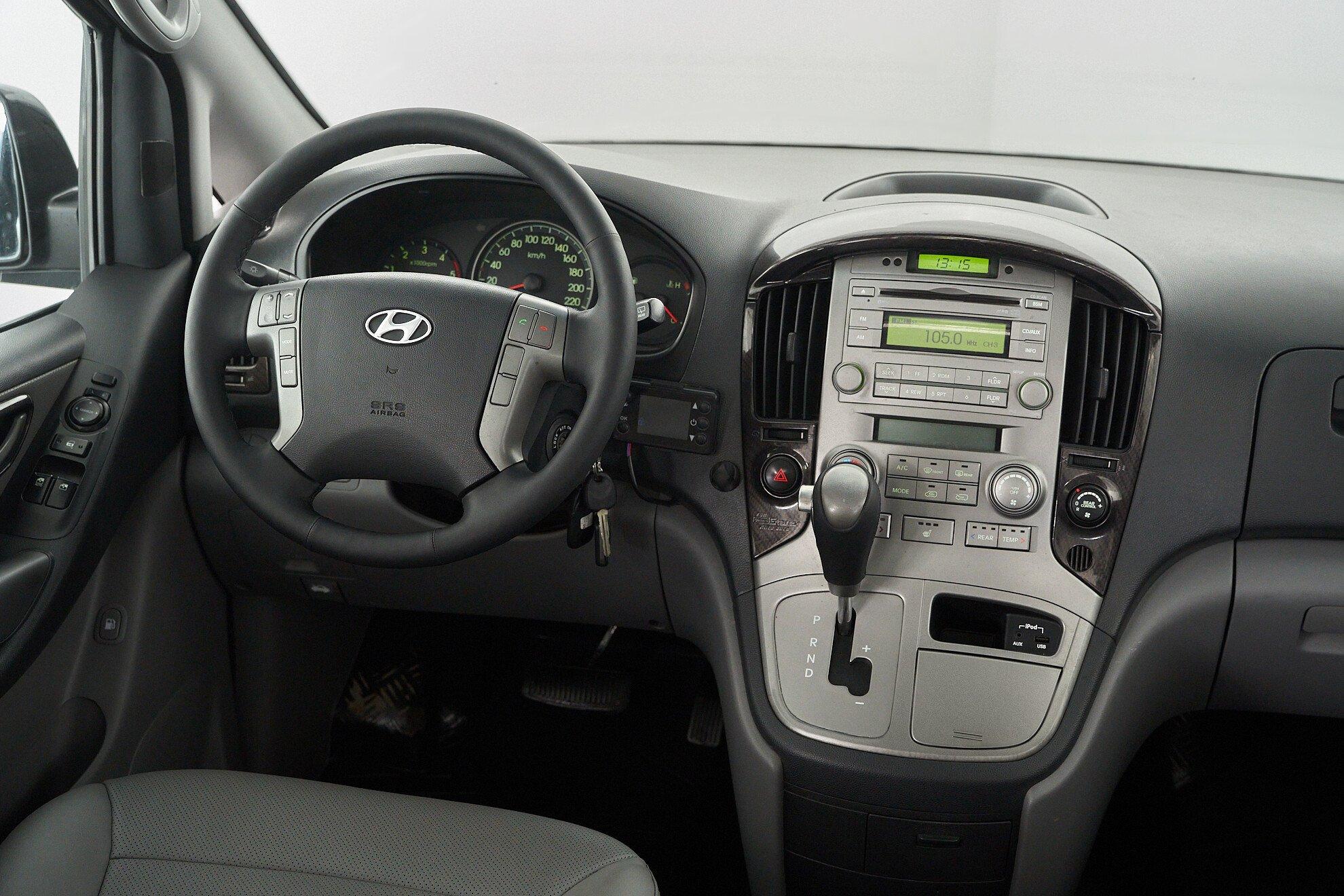 Hyundai Grand Starex 2014, черный