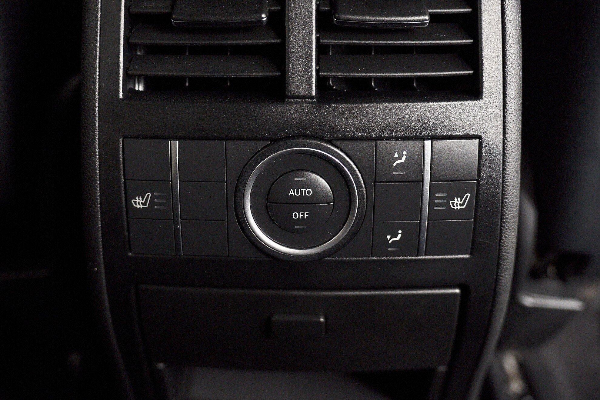 Mercedes-Benz GL-Класс 2011, белый